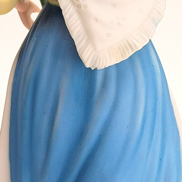 Lenox French Flower Maiden Woman with Iris Floral Bouquet Dh122 - Picture 6 of 10